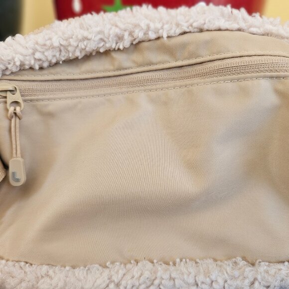 LOLE Sherpa Fleece CrossBody Bag - Picture 3 of 6